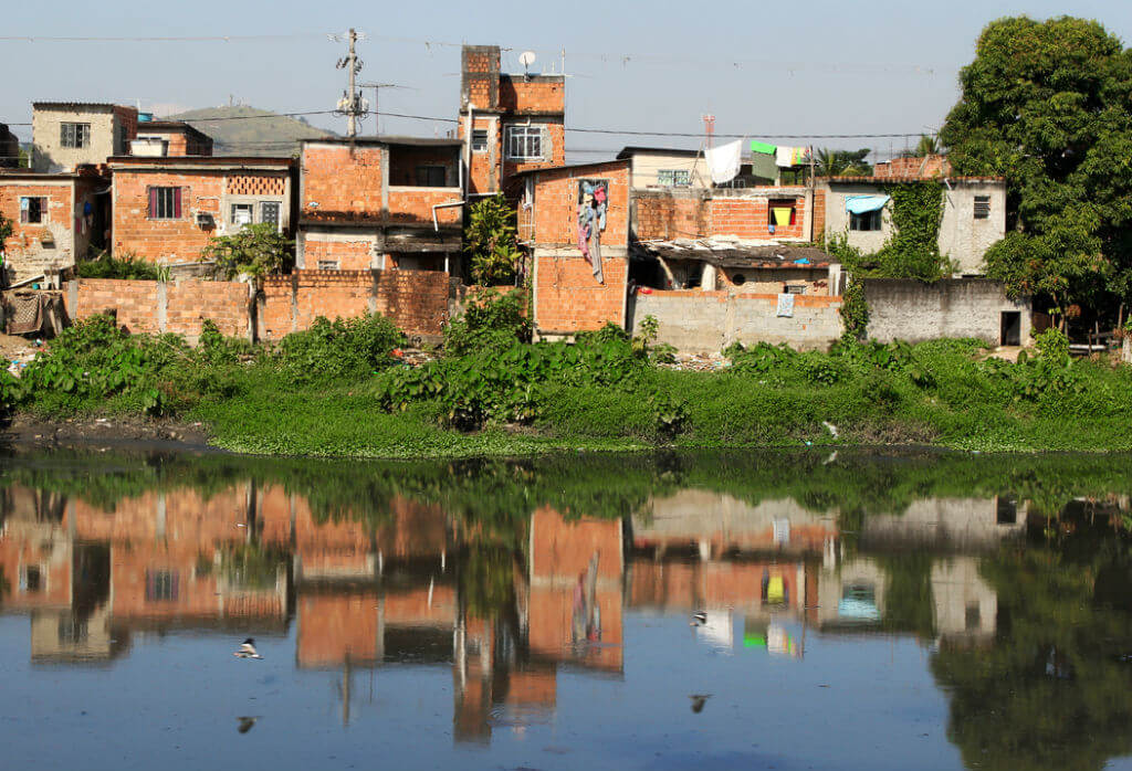 IBGE: Saneamento avança no Brasil, mas 24 milhões de lares ainda não têm rede de esgoto