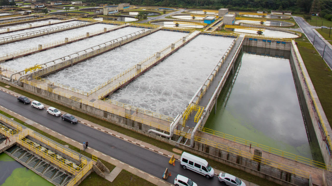 Dados mostram queda no investimento do governo federal em saneamento básico