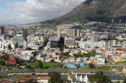 Cidade do Cabo: fim da água na cidade é empurrado para julho